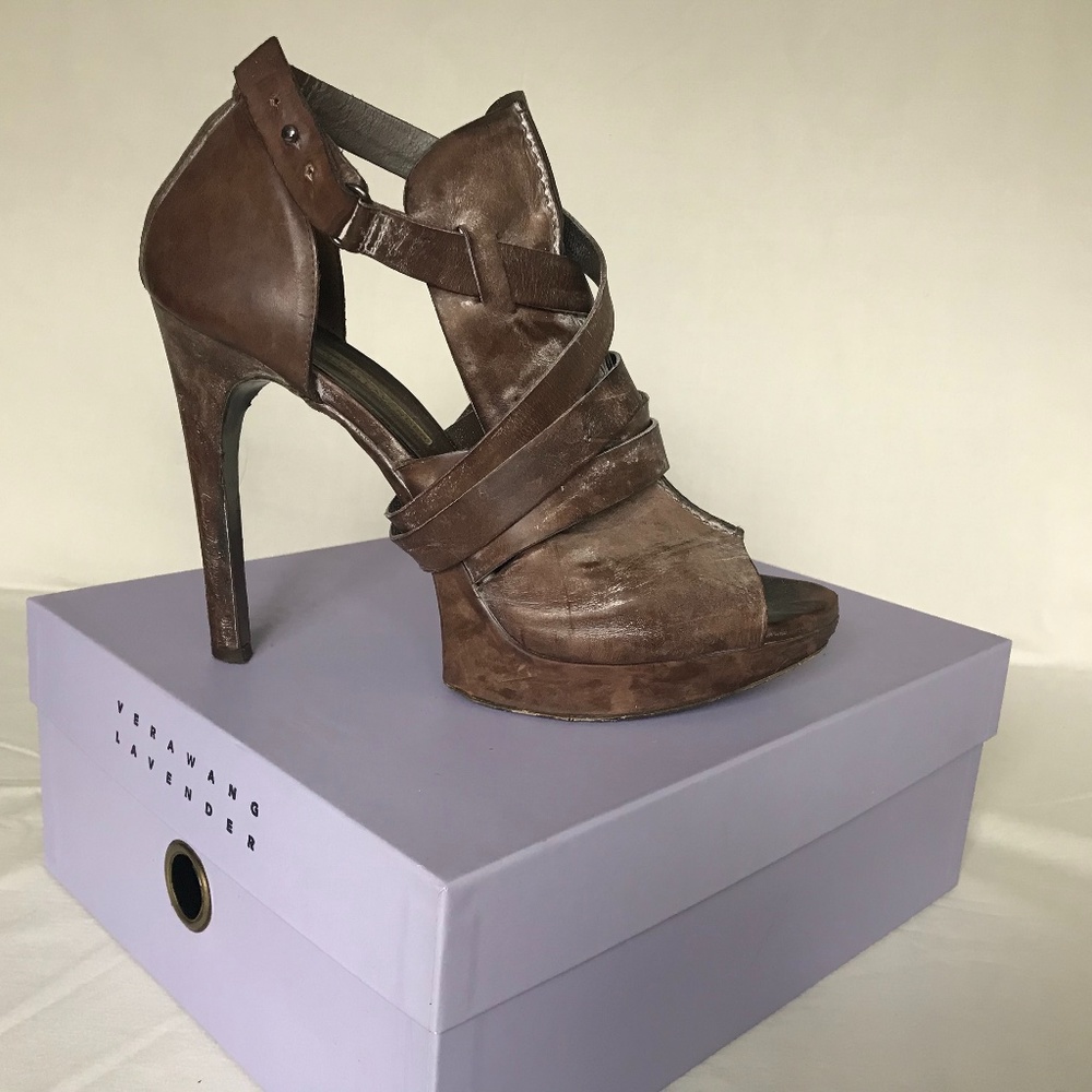 Vera Wang Lavender Label Brown Leather Stilettos